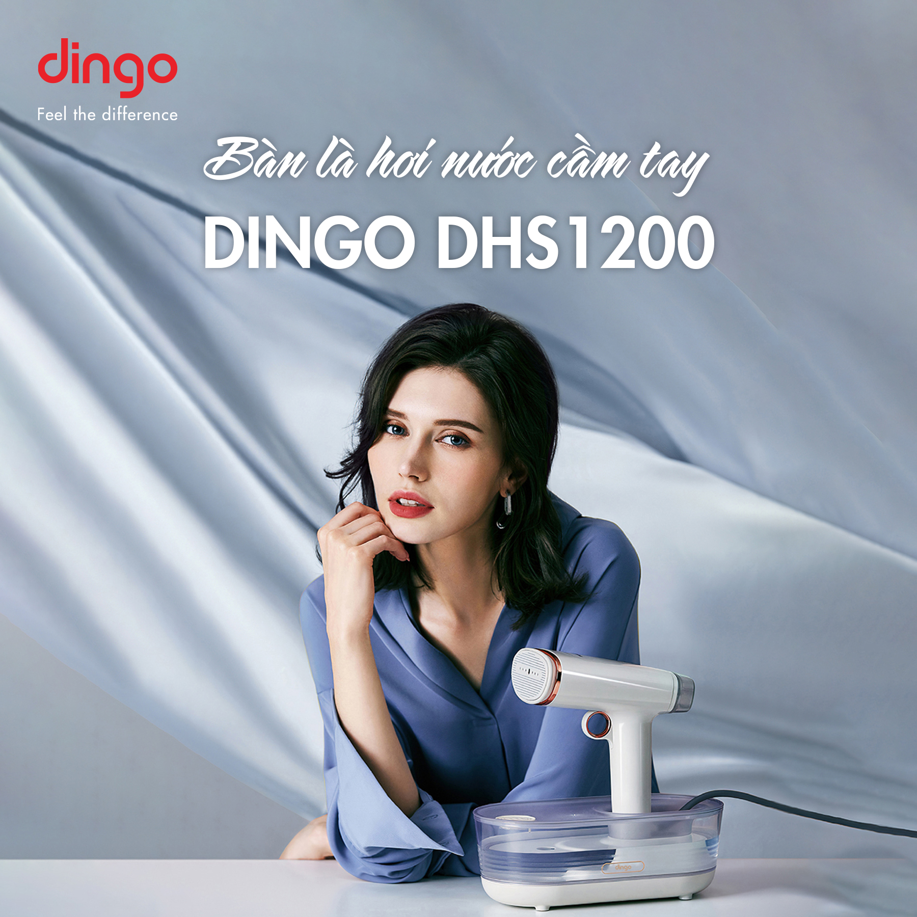 Bàn là hơi nước cầm tay DINGO DHS1200.